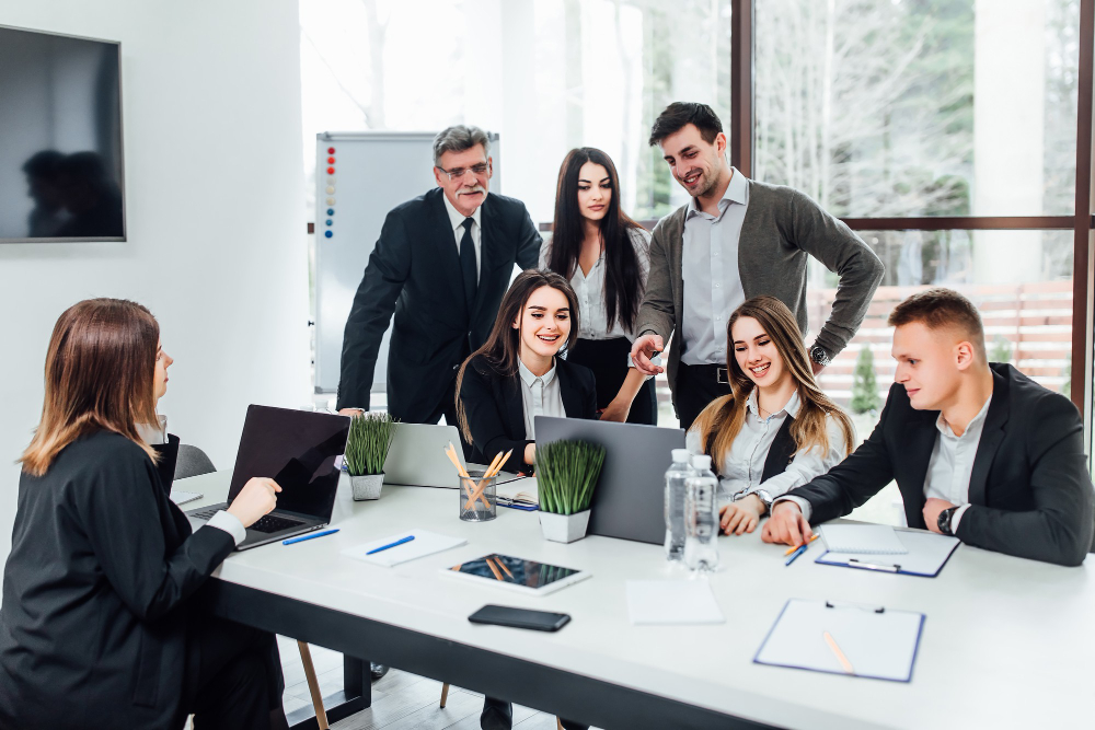 Leveraging Descriptive Solutions for Business Growth.